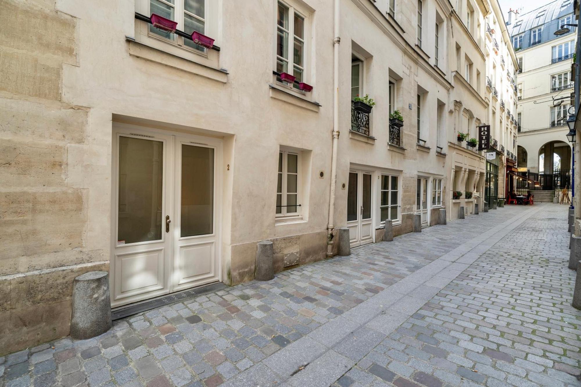 Appartement Cosy A 9 Min A Pied De La Cathedrale Notre Dame Parigi Esterno foto