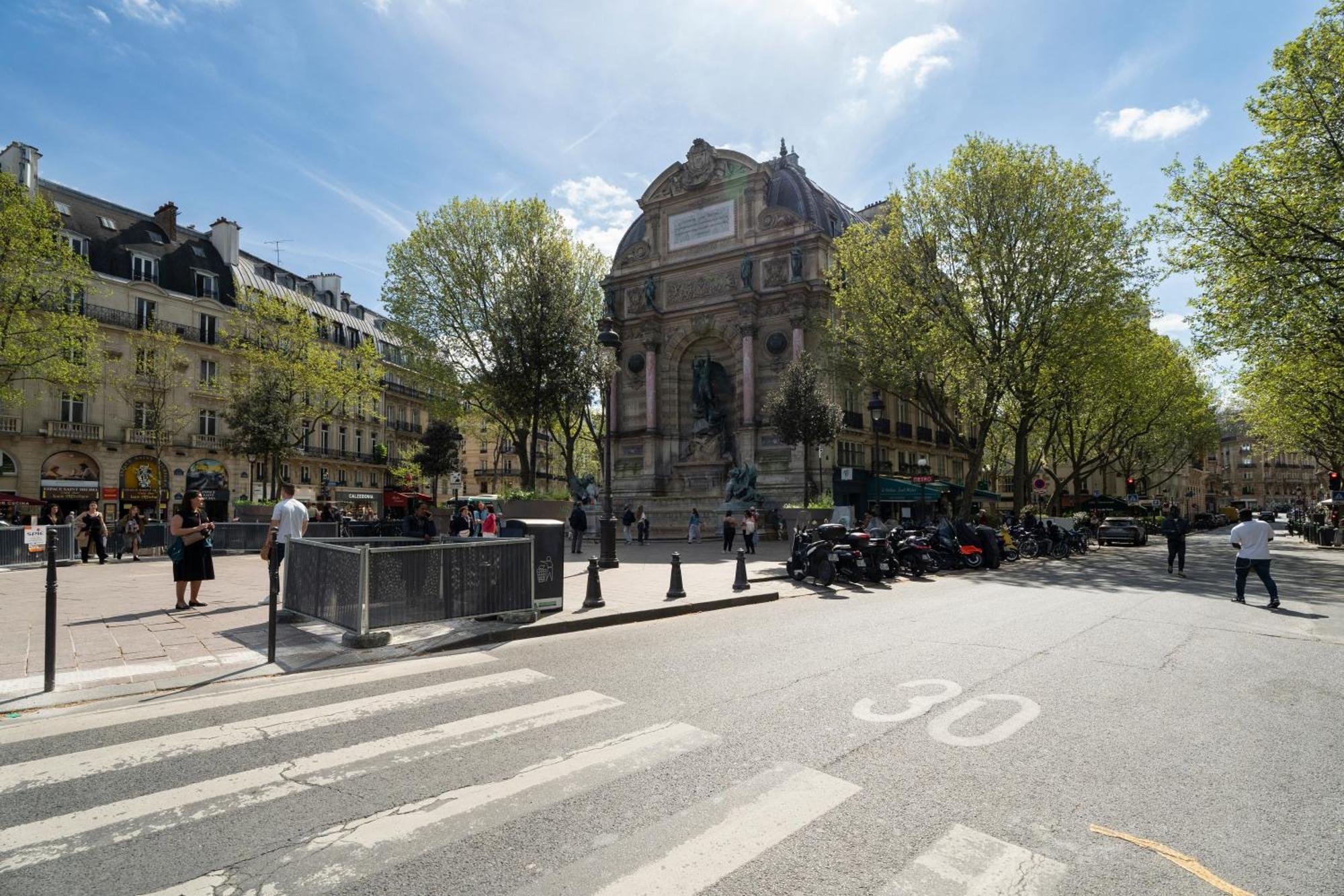 Appartement Cosy A 9 Min A Pied De La Cathedrale Notre Dame Parigi Esterno foto