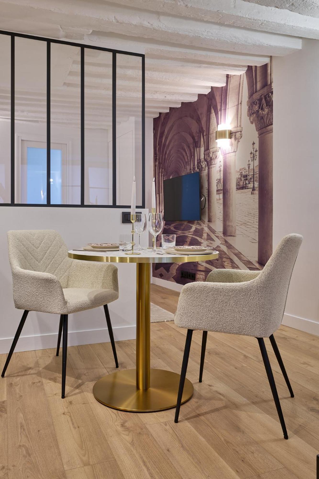 Appartement Cosy A 9 Min A Pied De La Cathedrale Notre Dame Parigi Esterno foto