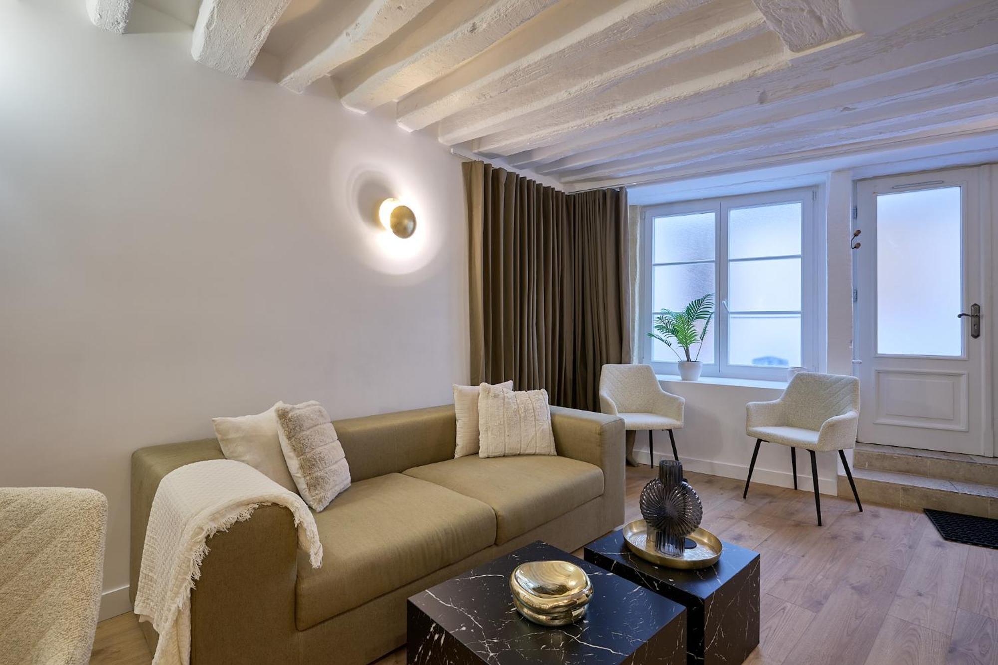 Appartement Cosy A 9 Min A Pied De La Cathedrale Notre Dame Parigi Esterno foto